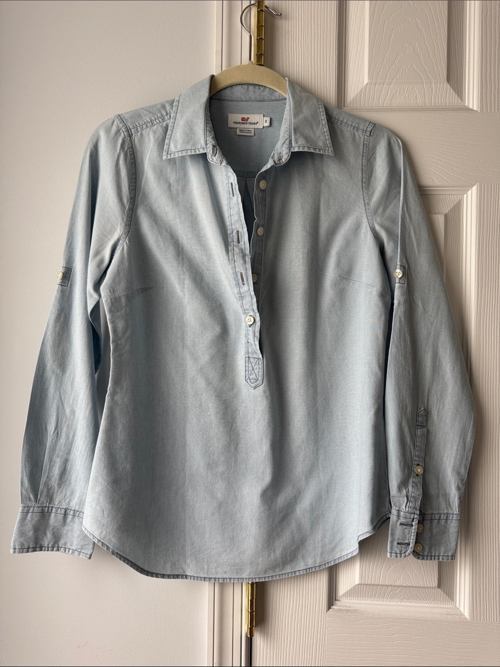 Vineyard Vines Light Blue Casual Button-Down Shirt